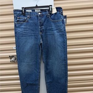 Universal Thread Women's Bootcut Jeans in Medium Blue Wash